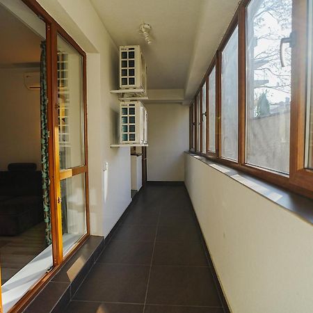 Hideaway Near Parliament Building Apartman Bukarest Kültér fotó