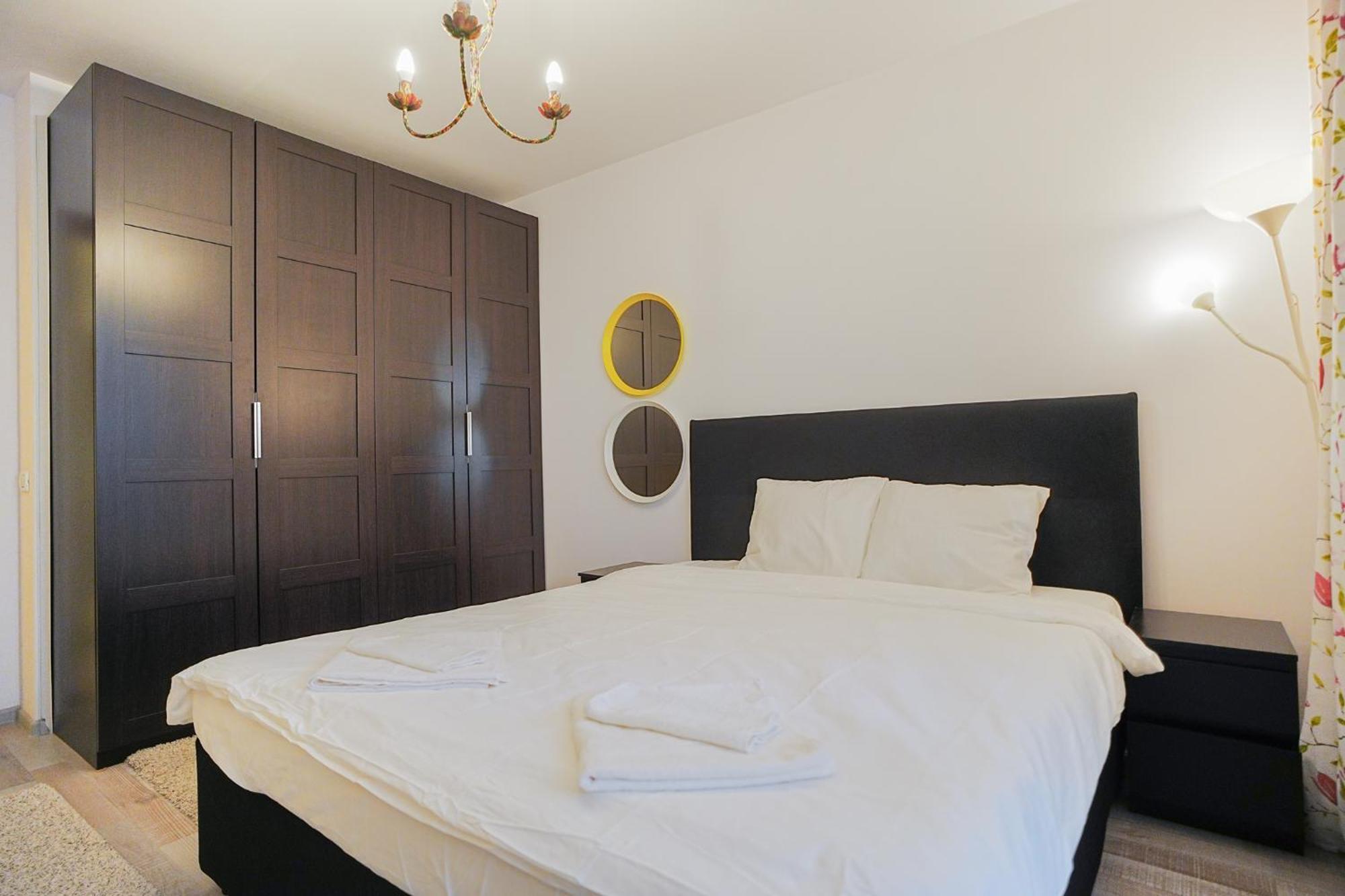 Hideaway Near Parliament Building Apartman Bukarest Kültér fotó