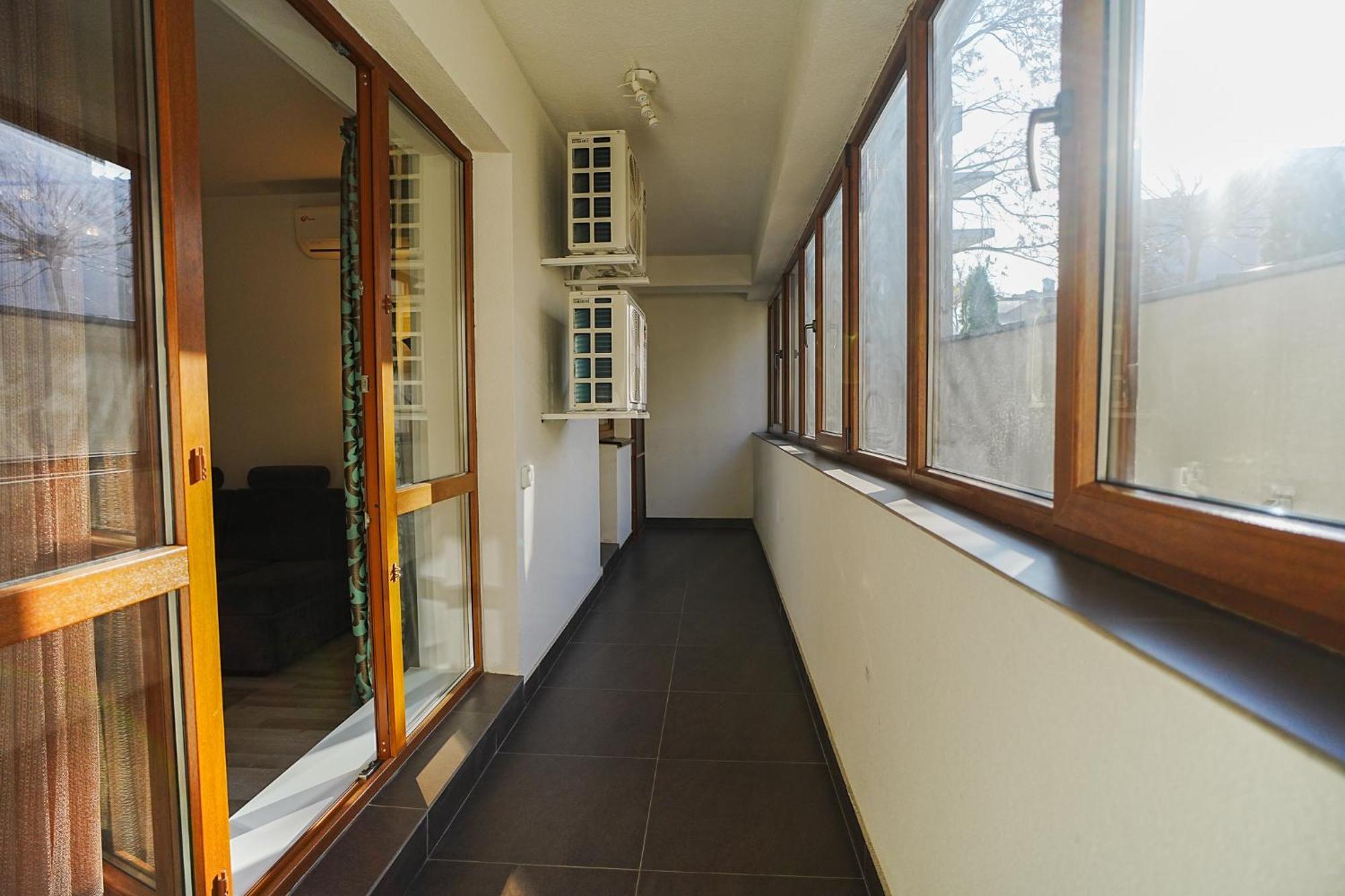 Hideaway Near Parliament Building Apartman Bukarest Kültér fotó